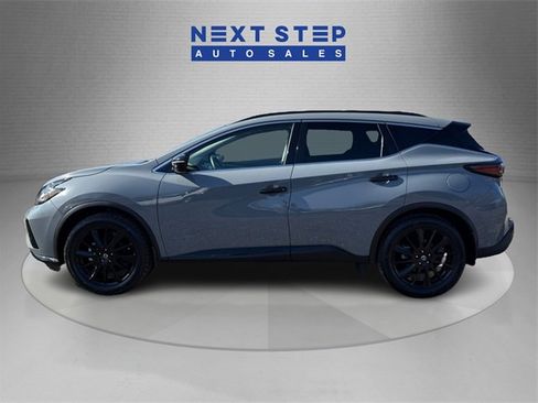 Used 2022 Nissan Murano SV w/ SV Midnight Edition Package image 4