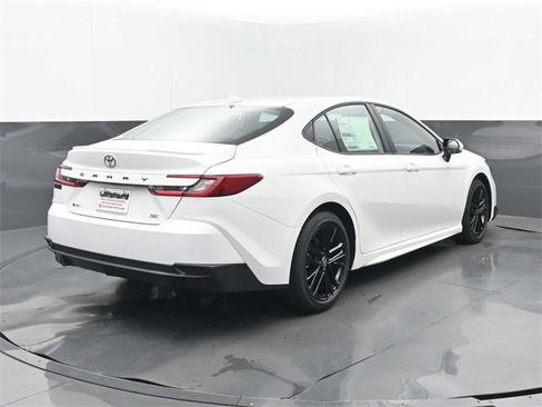 New 2026 Toyota Camry SE image 20