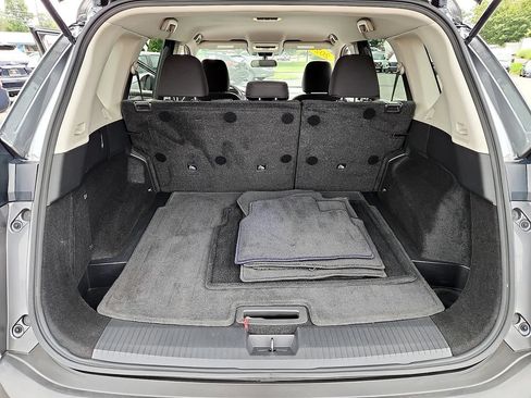 Used 2023 Nissan Rogue S AWD/4WD image 28