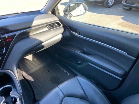 Used 2021 Toyota Camry XLE w/ Cold Weather Package image 37