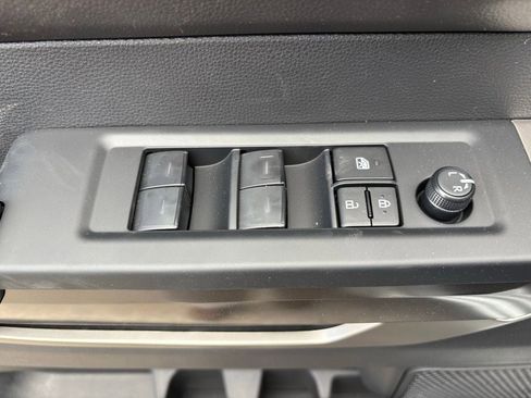 New 2026 Toyota Tundra SR5 AWD/4WD image 38