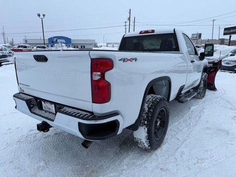Used 2025 Chevrolet Silverado 3500 W/T image 5