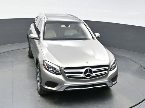 Used 2019 Mercedes-Benz GLC 300 4MATIC image 28