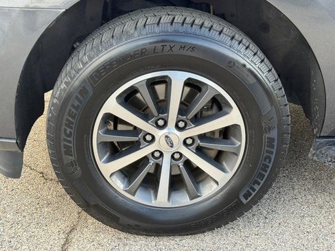 Certified 2020 Ford Expedition XLT image 9