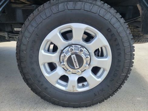 Used 2024 Ford F250 XLT AWD/4WD image 34