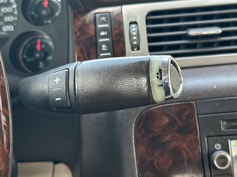 Used 2011 GMC Sierra 1500 Denali AWD/4WD image 20