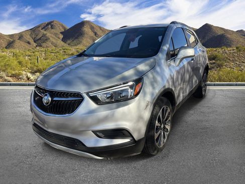 Used 2022 Buick Encore Preferred w/ Safety Package FWD image 2