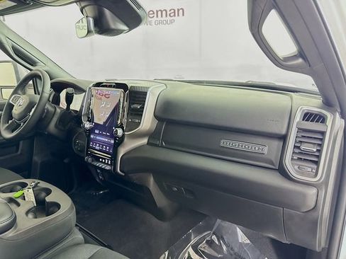 Used 2025 RAM 2500 Big Horn image 27