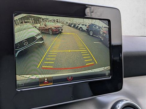 Used 2016 Mercedes-Benz GLA 250 image 14