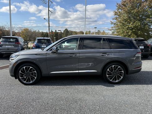 Used 2021 Lincoln Aviator Reserve w/ Equipment Group 201A image 8