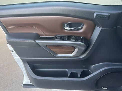 Used 2019 Nissan Titan Platinum Reserve w/ Platinum Utility Package AWD/4WD image 21