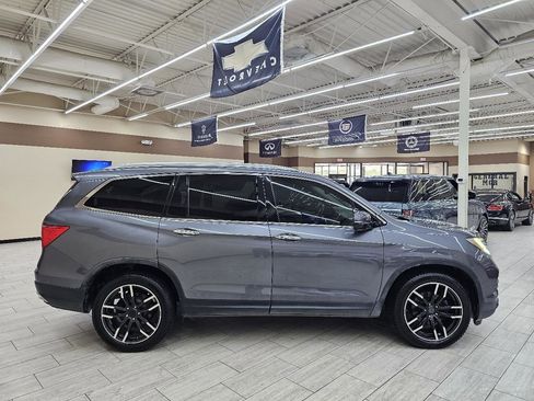 Used 2016 Honda Pilot Elite image 5
