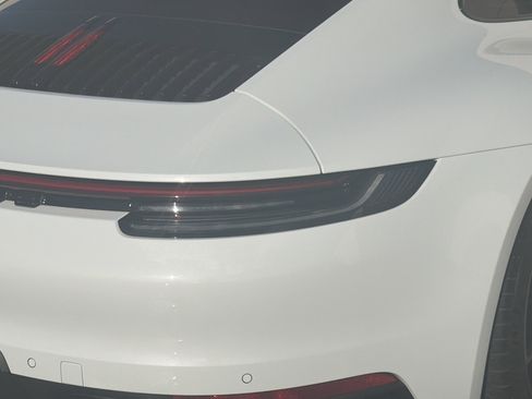 Used 2022 Porsche 911 Carrera S w/ Sport Package image 20