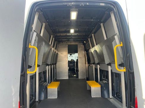 Used 2019 Mercedes-Benz Sprinter 170 image 9