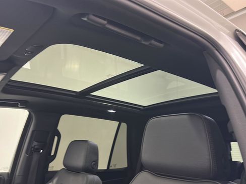 Used 2024 GMC Yukon Denali image 18