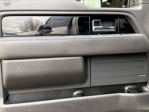 Used 2014 Ford F150 Limited image 15