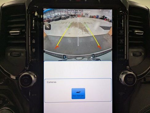 Used 2024 RAM 1500 Limited w/ Body Color Bumper Group image 12