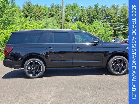 Used 2022 Ford Expedition Max Limited AWD/4WD image 7