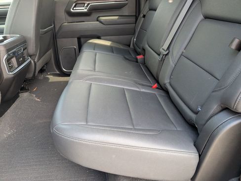 Used 2023 Chevrolet Silverado 1500 LTZ w/ LTZ Premium Package AWD/4WD image 8