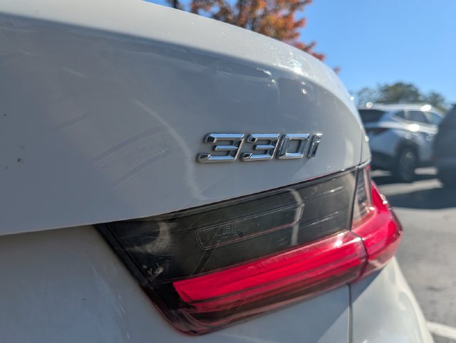 Used 2020 BMW 330i xDrive Sedan w/ Convenience Package AWD/4WD image 9