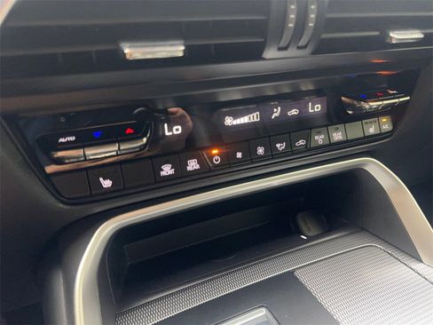 Used 2024 MAZDA CX-90 3.3 Turbo w/ Preferred Package image 69