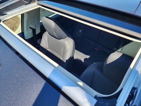 Certified 2025 Lexus ES 300h F Sport w/ Accessory Package (Z1) image 8