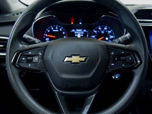 Used 2022 Chevrolet TrailBlazer LT w/ Convenience Package AWD/4WD image 29