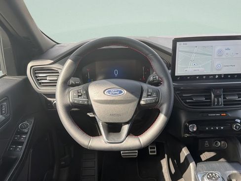 Certified 2024 Ford Escape ST-Line w/ Tech Pack #1 AWD/4WD image 3