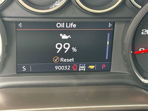 Used 2020 Chevrolet Silverado 1500 RST image 11