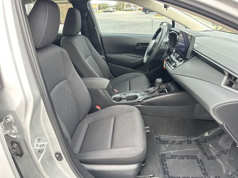 Certified 2024 Toyota Corolla LE image 32