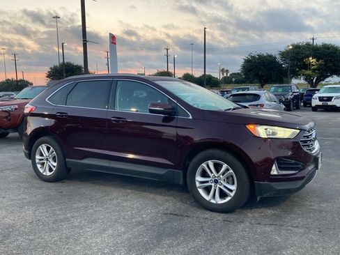Used 2020 Ford Edge SEL FWD image 2