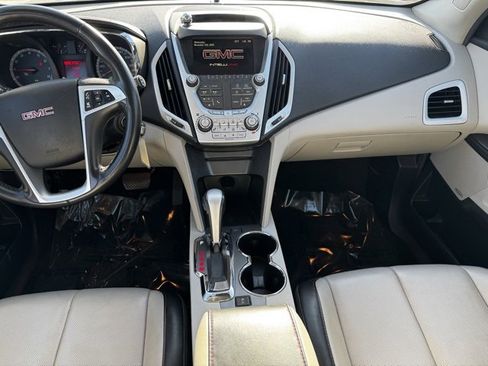 Used 2015 GMC Terrain SLT image 2