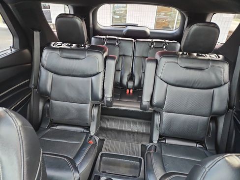 Used 2021 Ford Explorer ST w/ Equipment Group 401A image 17