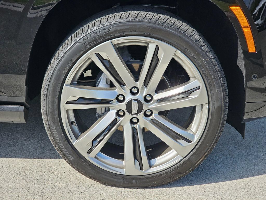 New 2026 Cadillac Escalade ESV Platinum Sport AWD/4WD image 9