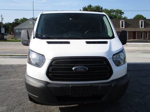 Used 2018 Ford Transit 150 XL RWD image 27