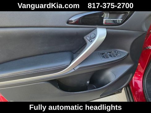 Used 2024 Mitsubishi Eclipse Cross SE image 10