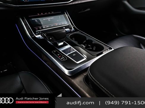 Used 2019 Audi Q8 Premium Plus w/ Premium Plus image 5