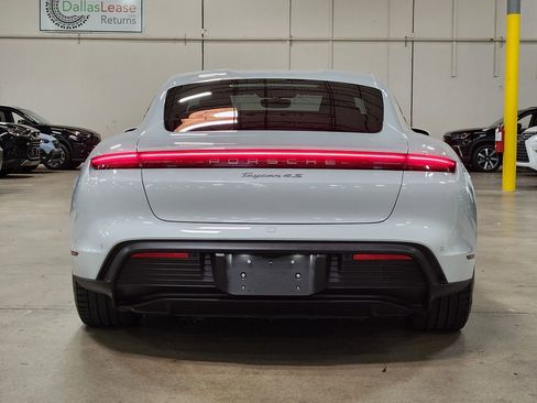 Used 2021 Porsche Taycan 4S AWD/4WD image 10