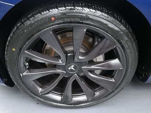 Used 2017 Tesla Model 3 Long Range image 42