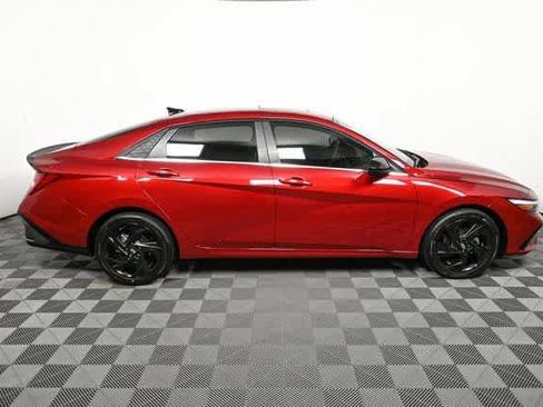 New 2026 Hyundai Elantra SEL Sport Premium image 4