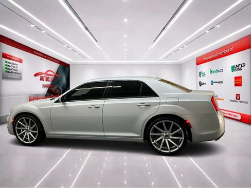 Used 2021 Chrysler 300 S image 5