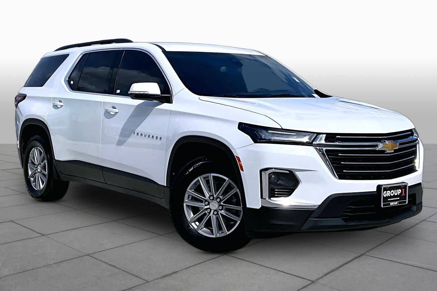 Used 2023 Chevrolet Traverse LT FWD image 5