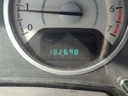 Used 2010 Chrysler Town & Country Touring w/ Family Value Group image 11