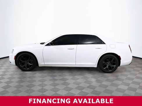 Used 2023 Chrysler 300 Touring w/ Sport Appearance Package image 27