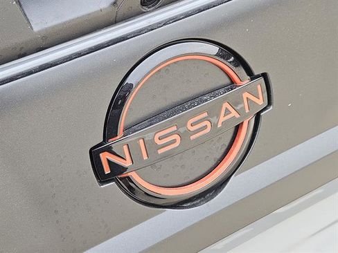 Used 2026 Nissan Frontier PRO-4X w/ Pro Premium Package image 9