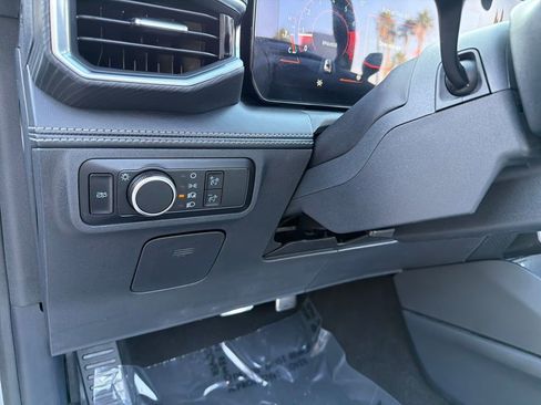 Used 2024 Ford Mustang Premium image 20