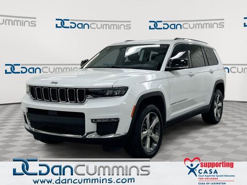 Used 2022 Jeep Grand Cherokee L Limited AWD/4WD image 1