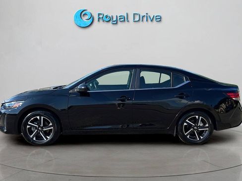 Used 2025 Nissan Sentra SV FWD image 3