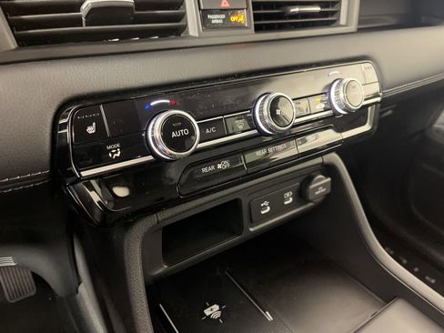 New 2026 Honda Pilot Touring image 34