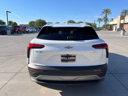 Used 2024 Chevrolet Blazer EV LT AWD/4WD image 9